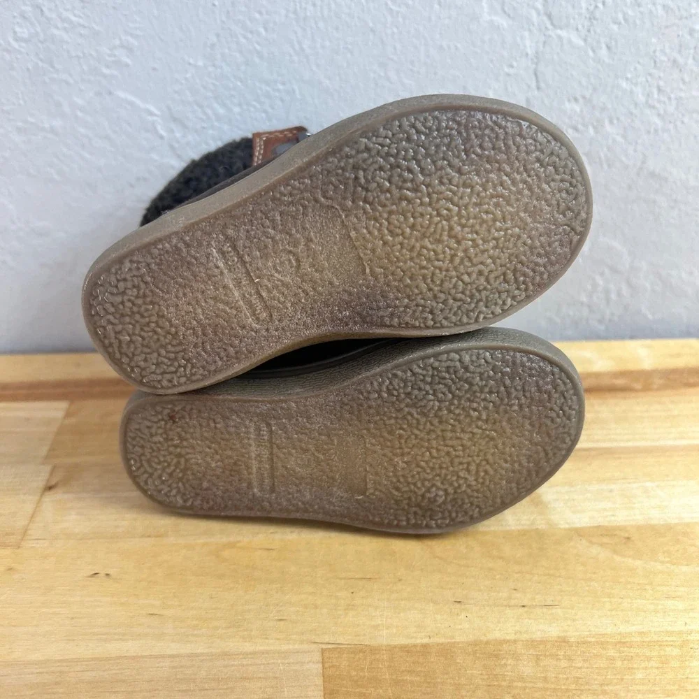 Old Navy Duck Boots Toddler Brown Sherpa Lace Up Winter Boots Little Kid‎ Size 5